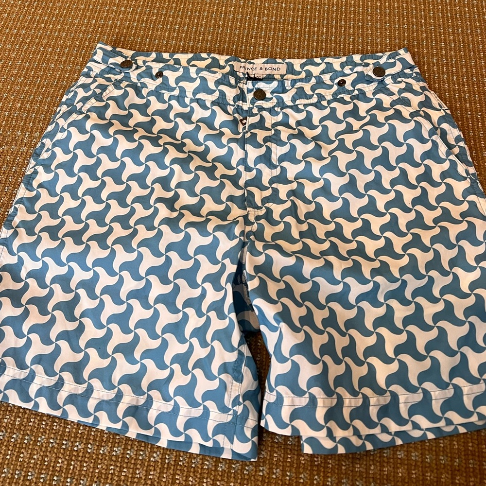 Brand new never worn bathing suit size 32 men prince and bond bathing suit